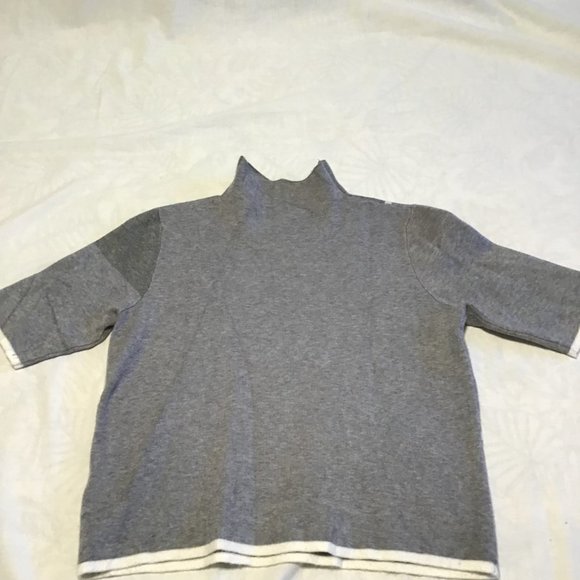 Short Sleeve Mock Turtleneck Sweater - Picture 5 of 6